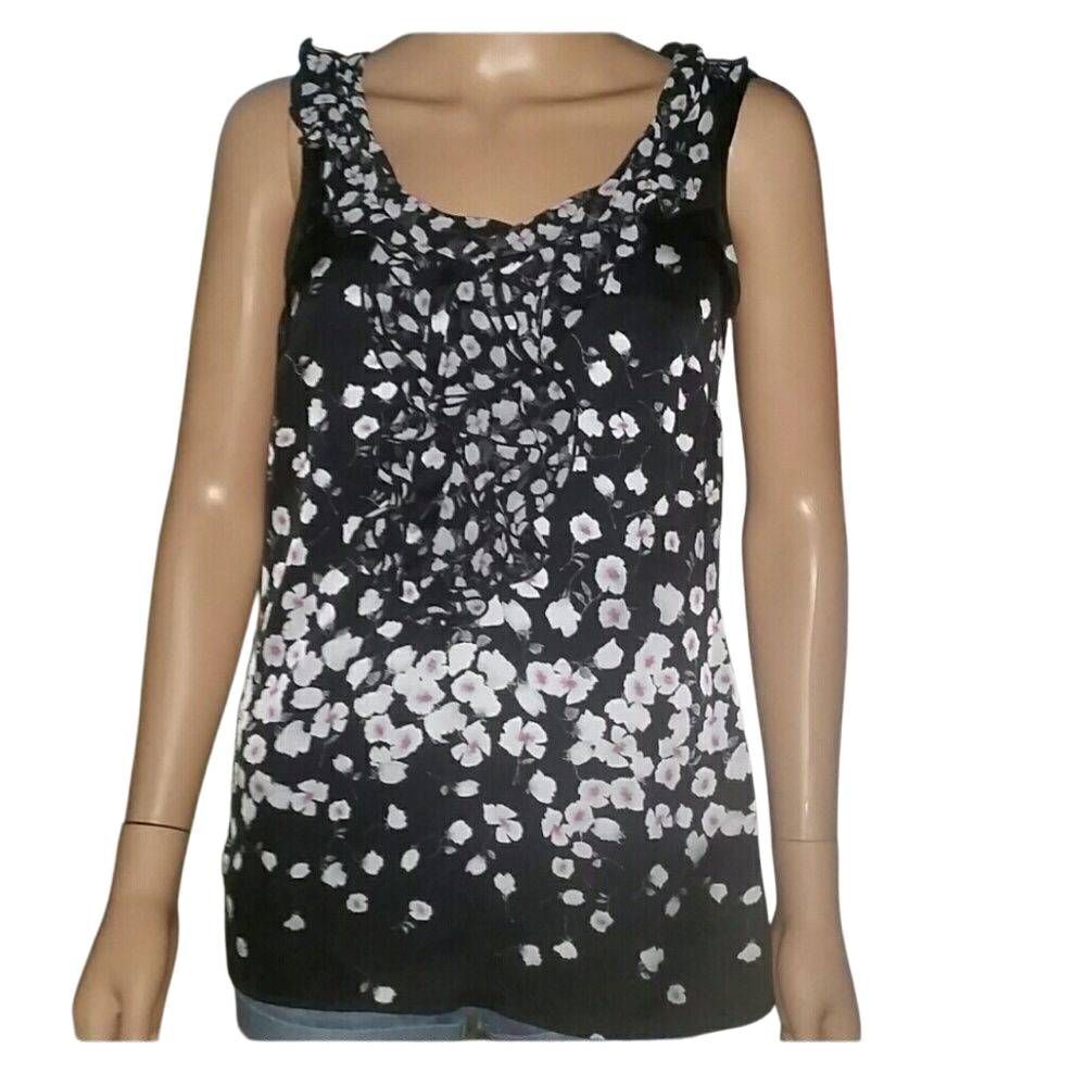 White house black market top XS